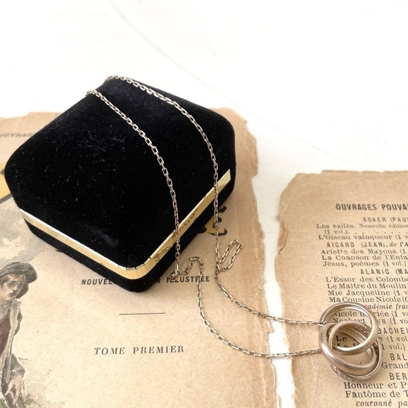 Black velvet ring box vintage ring case vintage black wedding ring case - Picture 3 of 11